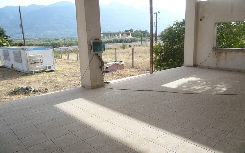 Κτίριο επαγγελματικών χώρων, προς ενοικίαση 3.000 τ.μ. | 1.500 €/μήνα